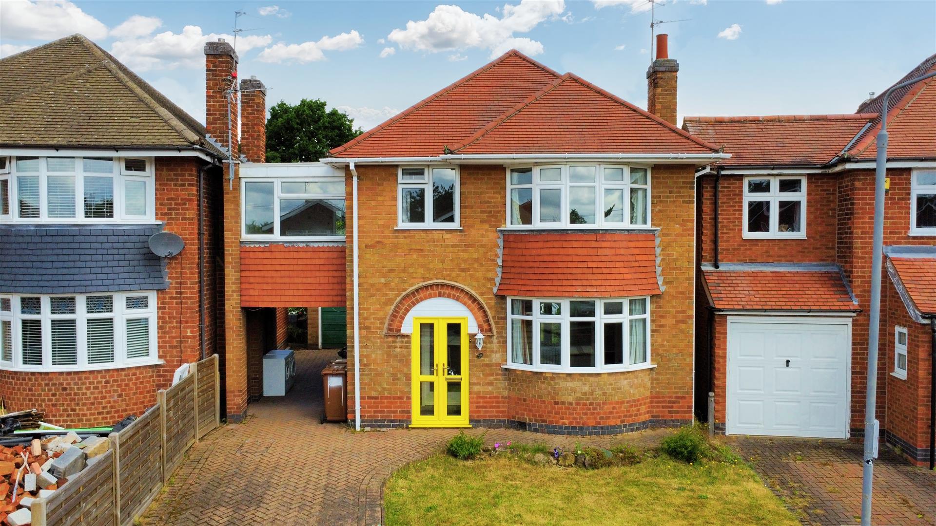 Drive, Redhill, Nottingham Robert Ellis Estate Agents